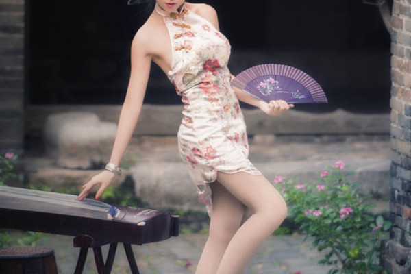 杭州，这座漂亮的人间天国，不但以其秀美的天然风光和深厚的文化秘闻吸引着无数游客，更以其独特的按摩文化，为繁忙的都市人提供了一片舒缓身心的净土。在这里，杭州正规按摩医师以其专业的保健按摩技能，资助人们在告急的生存节奏中找到放松和舒服。